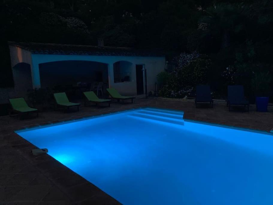 La Californienne Villa Carqueiranne Bagian luar foto